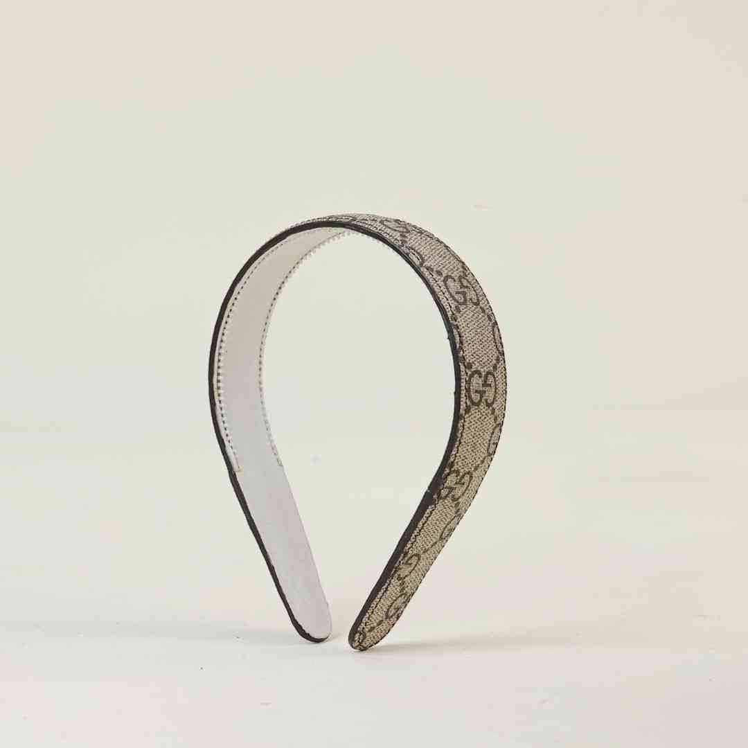 Gucci hair accessory